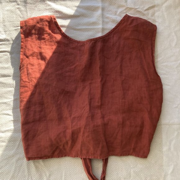 Lou & Grey 100% Linen Tie Back Cropped Tank - Picture 3 of 5